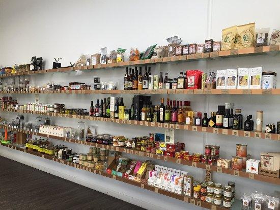 Artisanal Foods Cafe