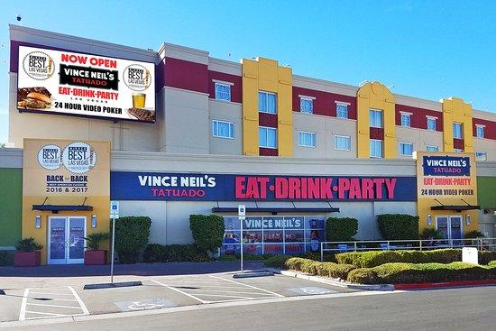 Vince Neil's Tatuado Eat Drink Party