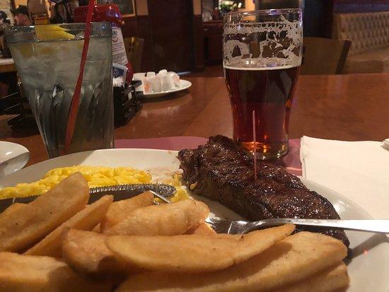 Village Pub Bar and Grill