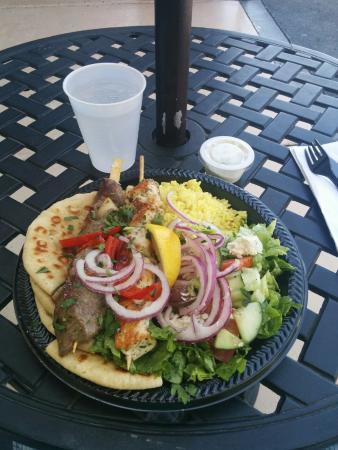 Yassou Greek Grill Cafe
